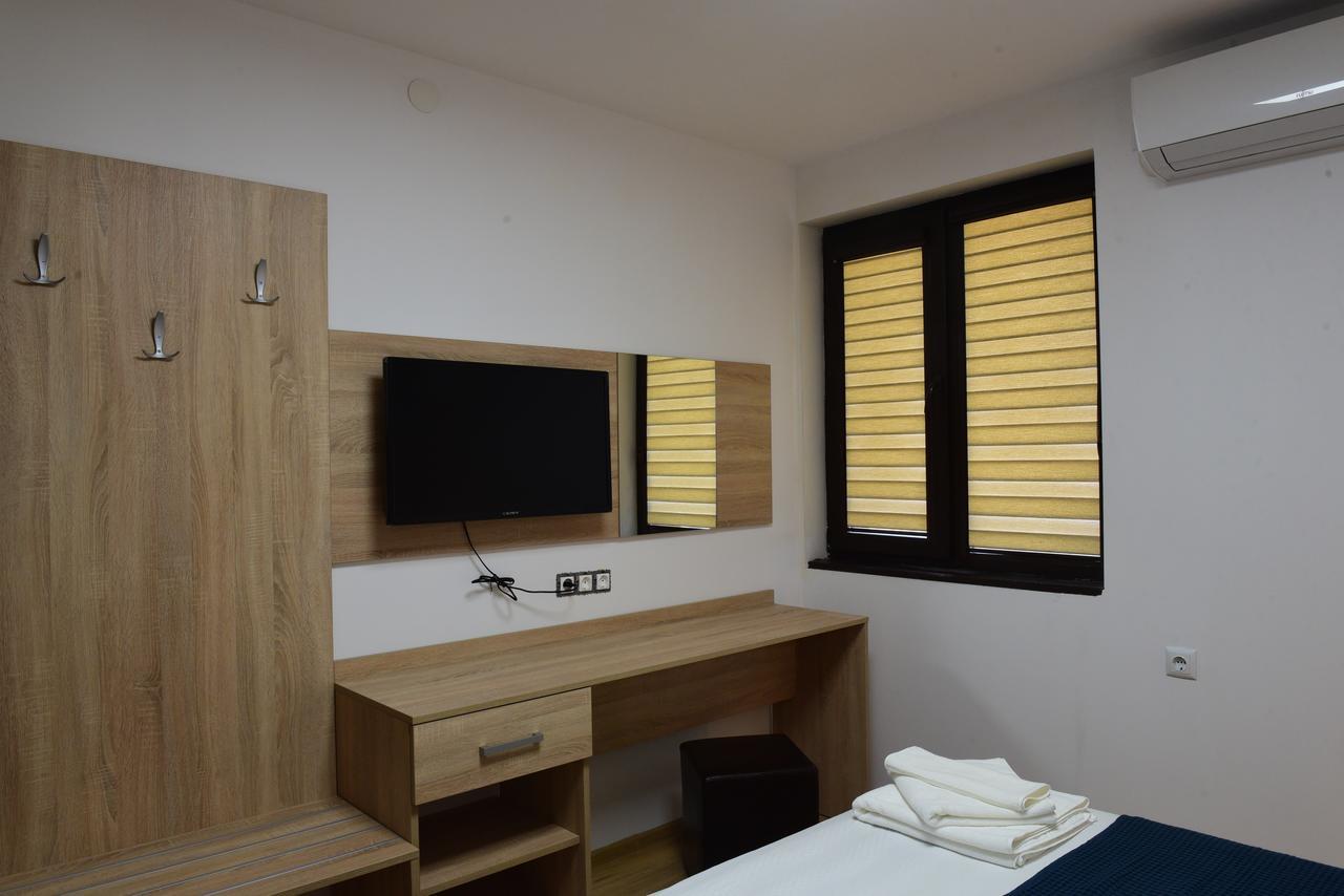 Hotel Active Apartments Тарговыште Экстерьер фото
