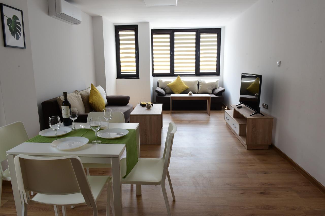 Hotel Active Apartments Тарговыште Экстерьер фото